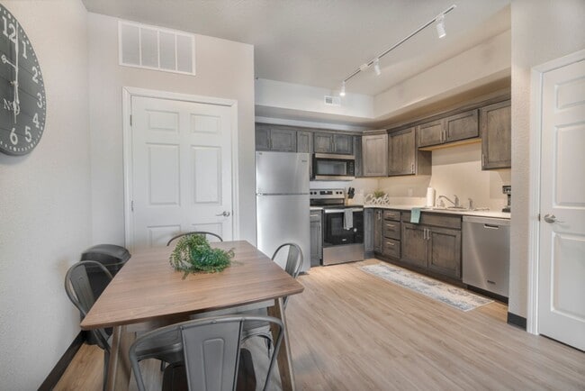 Photo - Rush Mills: 505 Enterprise