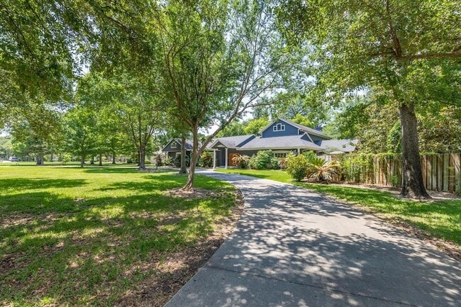 Photo - 118 N Caldwood Dr