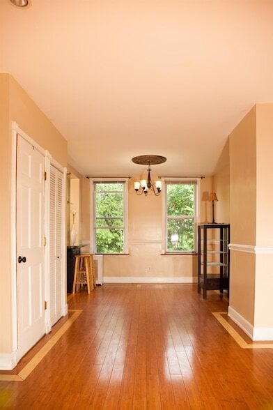 Photo - 384 Webster Ave