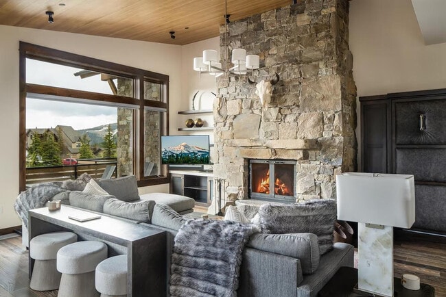 Building Photo - 4 Lodgeside Wy Unit ID1255651P