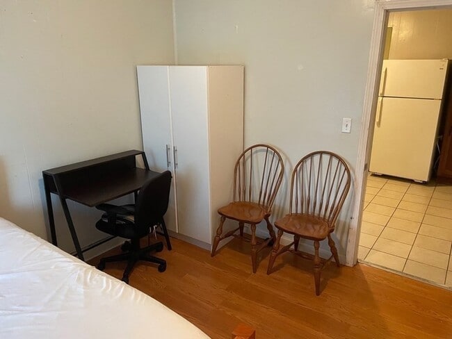 Photo - 9 Guinan St Unit 1