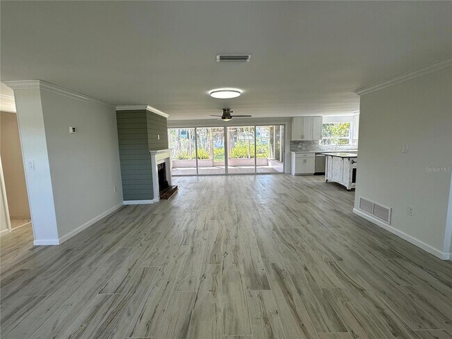 Photo - 812 Bayview Dr