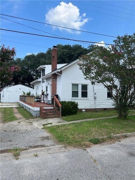 Photo - 360 Staten St