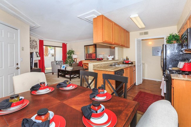 Photo - Ladera Apartments