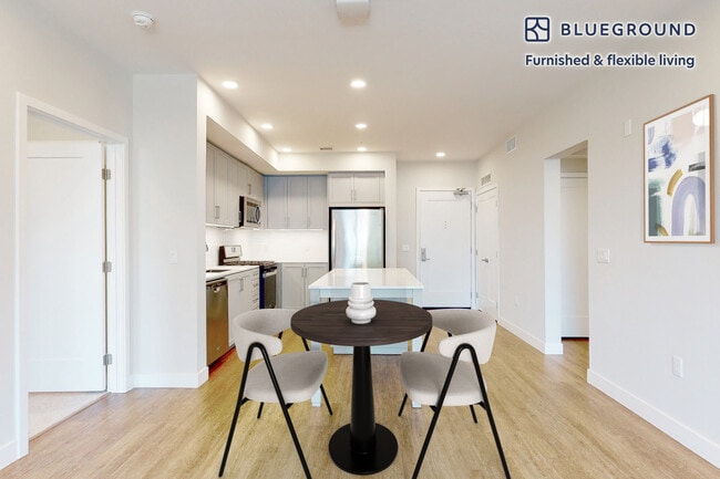 Photo - 825 S Myrtle Ave Unit FL5-ID9349A