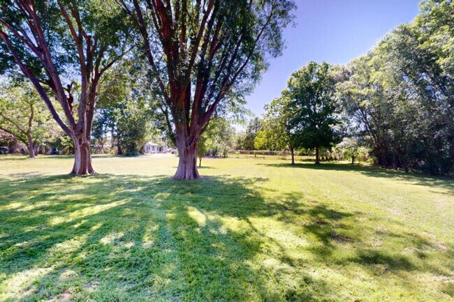 Photo - 118 Miller St Unit ID1328087P