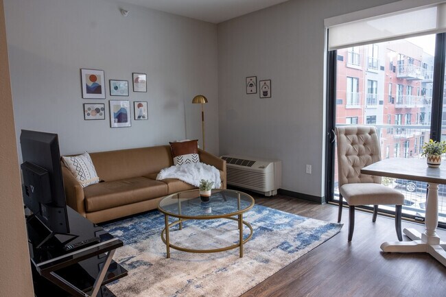 Photo - 2301 Ingersoll Ave Unit ID1036751P