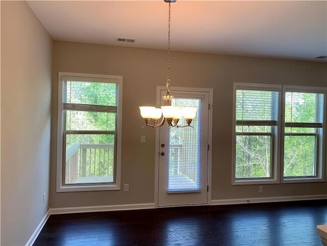 Photo - 1327 Elderwood Way