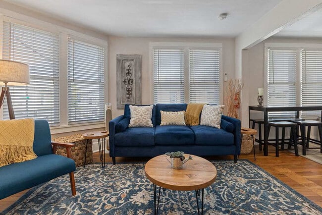 Building Photo - 2490 Main St Unit FL2-ID1380031P