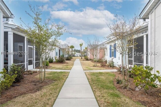 Photo - 198 Sandbar Ln