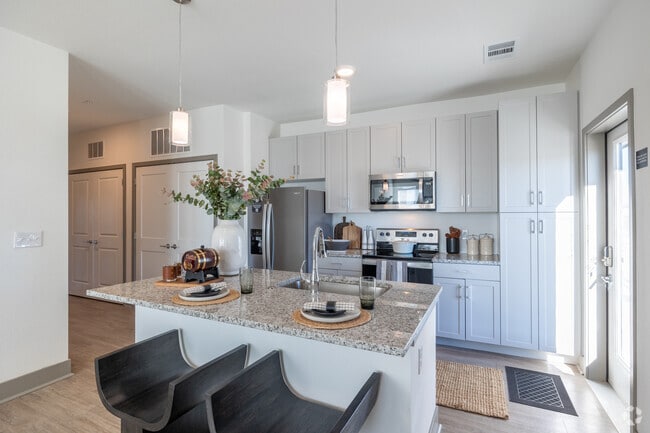 Interior Photo - Plat 10 The Ranch