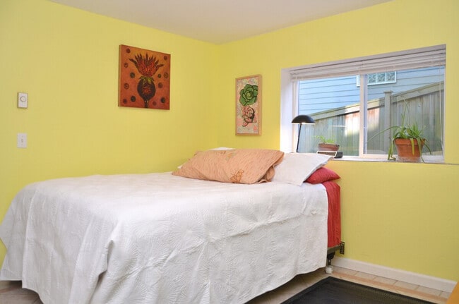 Photo - 208 27th Ave E Unit ID1273353P