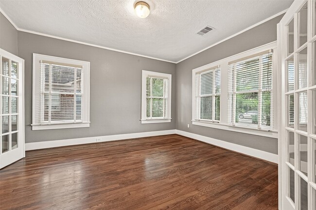 Photo - 1603 Branard St