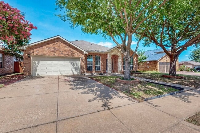 Photo - 165 Hirth Dr