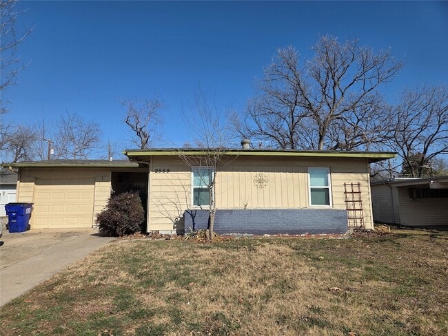 Photo - 2559 Valwood Pkwy