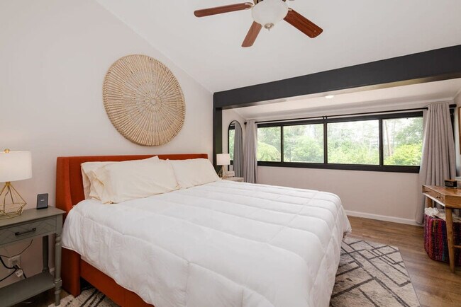 Photo - 2806 Suncrest Rd Unit SI ID1023106P