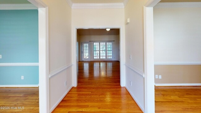 Photo - 1140 Greenbriar Dr