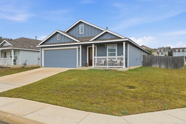 Photo - 14905 Dorset Wheel