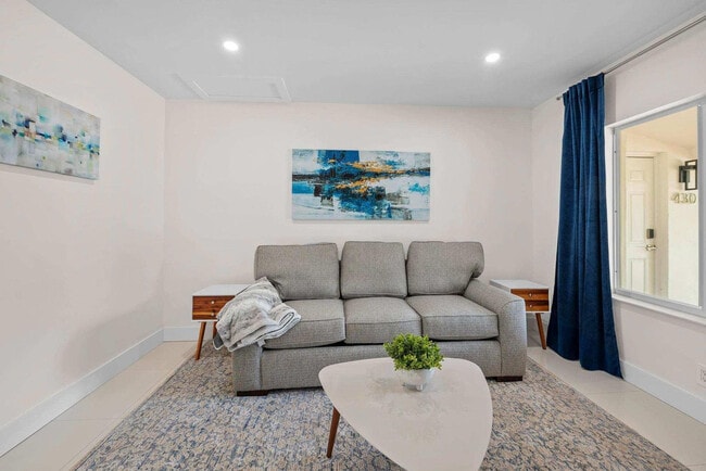 Photo - 44 N Federal Hwy Unit ID1017980P