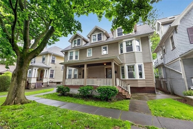 Building Photo - 36 Morningside Park Unit 38