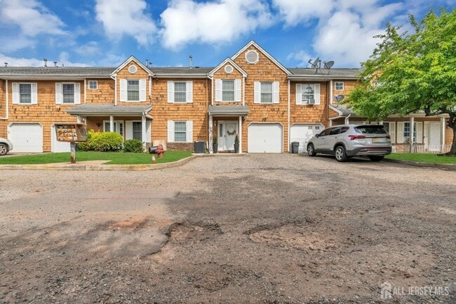 Photo - 19 Delavan Ct