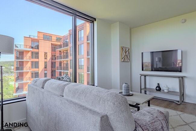Photo - 632 Howard Rd SE Unit 1032