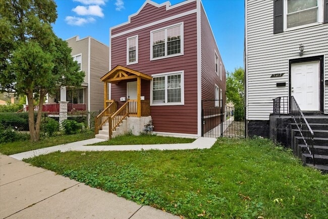 Photo - 5415 S Hoyne Ave