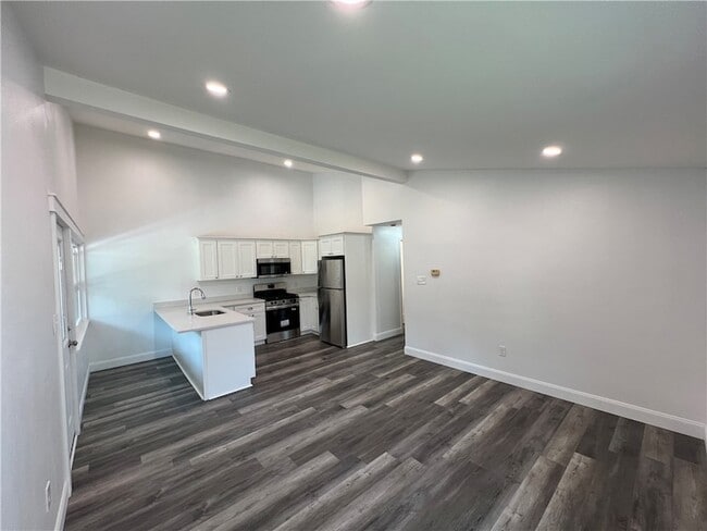 Photo - 426 Parker St