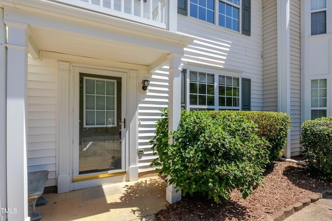 Photo - 306 Orchard Park Dr
