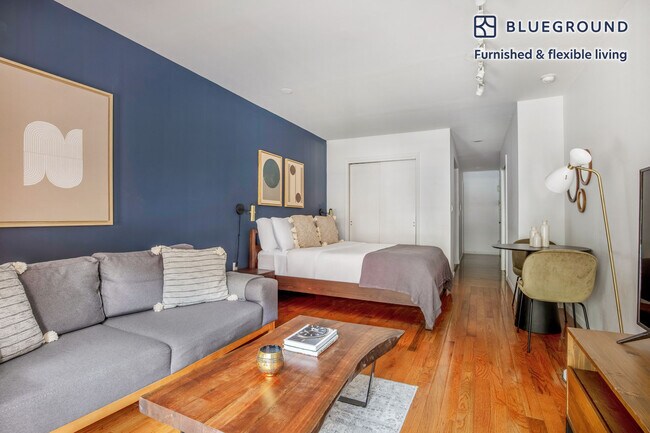 Photo - 220 W 14th St Unit FL2-ID299