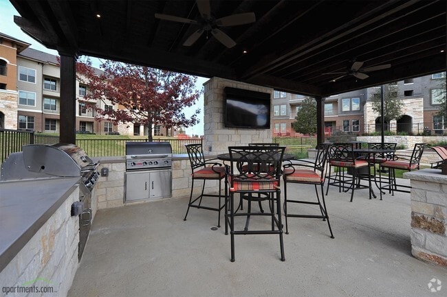 Barbeque - Vue Castle Hills