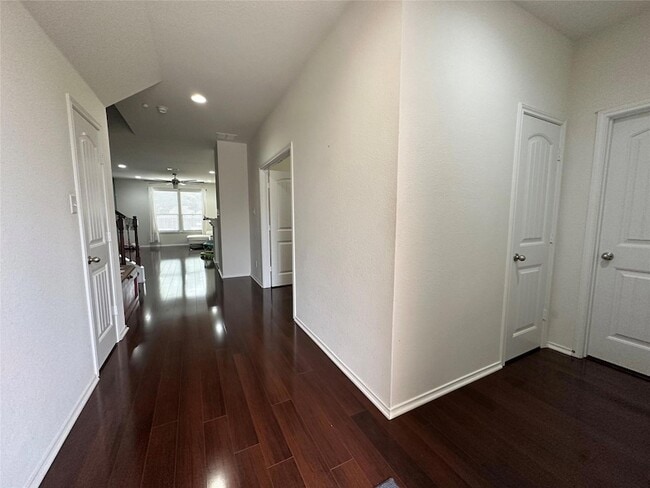 Photo - 1248 Hyde Park Dr