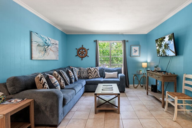 Building Photo - 2025 Eleventh St Unit SI FL2-ID1023387P