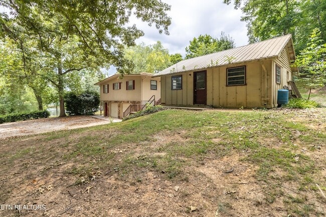 Photo - 630 Colonial Dr