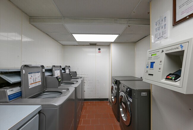 Laundry - Debo Properties - Glen Eagles