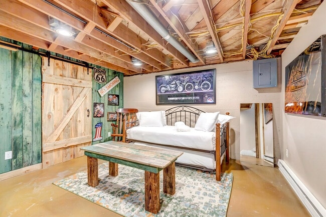 Photo - 5508 Balsam St Unit ID1368848P