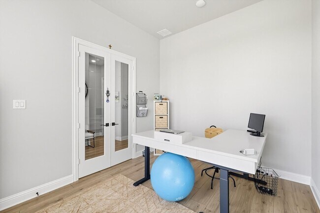 Photo - 2016 Strolling Wy