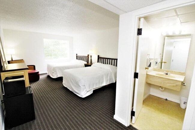 Building Photo - 245 Jess-Jo Pkwy Unit ID1267903P