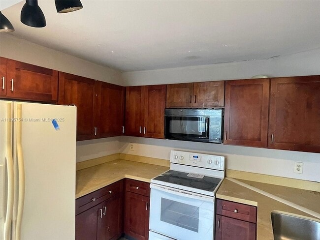Photo - 479 NE 210th Cir Terrace Unit 10328