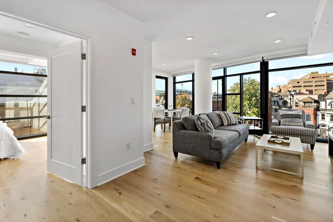 Photo - 1841 7th St NW Unit SI ID1395467P