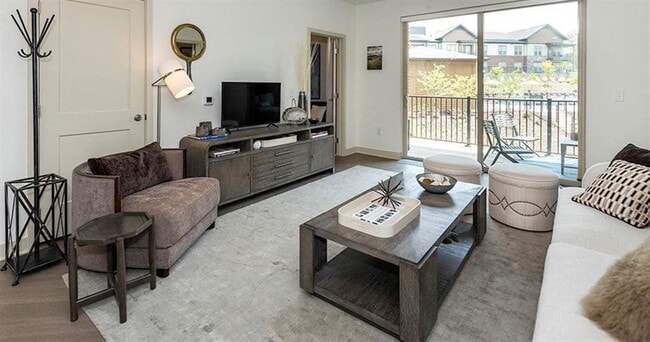 Photo - 2000 West Creek Apartments