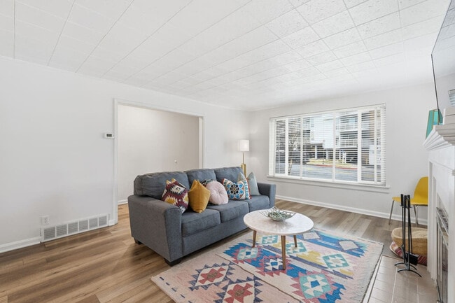 Photo - 237 N Center St Unit SI ID1249827P