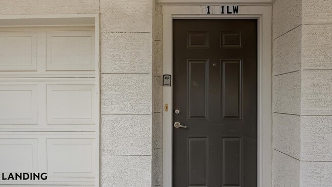Photo - 3232 N Garland Ave Unit 3-27LW