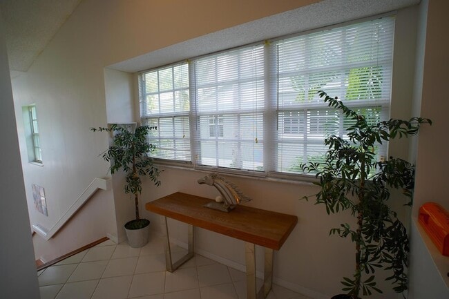 Photo - 10220 Andover Coach Cir Unit H1