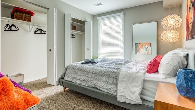 Photo - The View Apartments St Charles