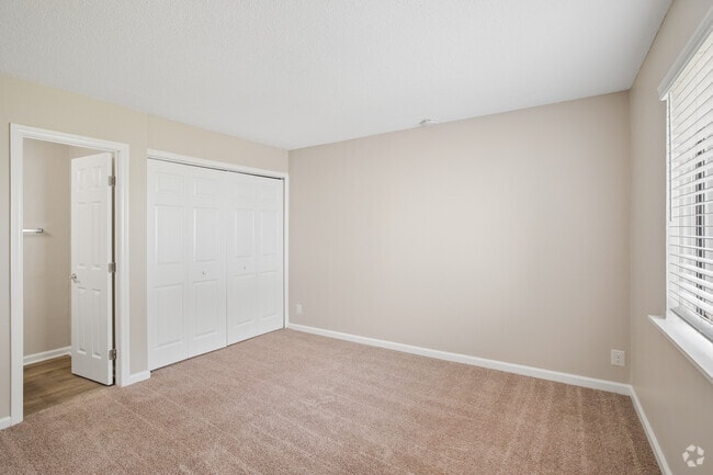 Remodeled B2 2BR, 1.5BA - 860SF - Primary Bedroom - Somerset Apartments