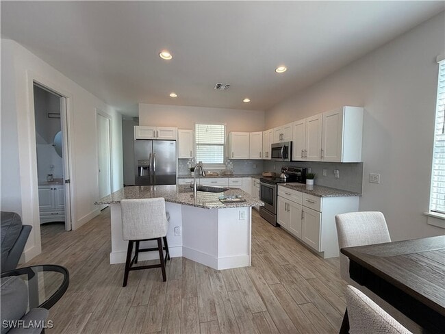 Photo - 1727 Danford St