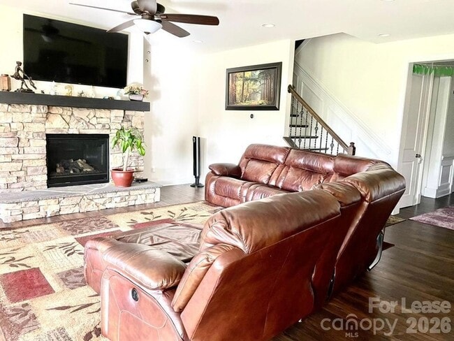 Photo - 10359 Paper Birch Dr