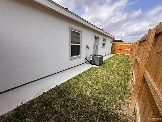 Photo - 1309 W Sucre Dr Unit 1