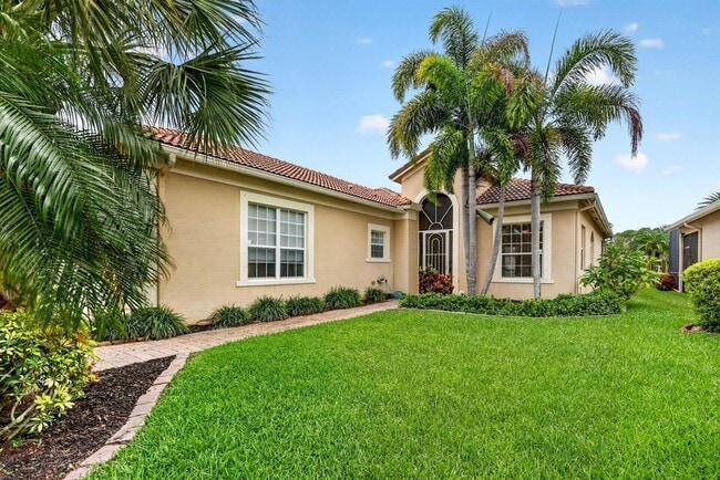 Photo - 6532 SE Broadmoor Ln